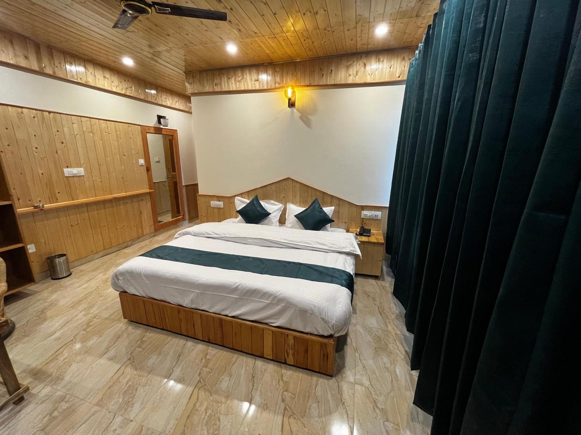 Hotel Mid Orchard Kasol L River Side -Pure Veg Hotel 외부 사진